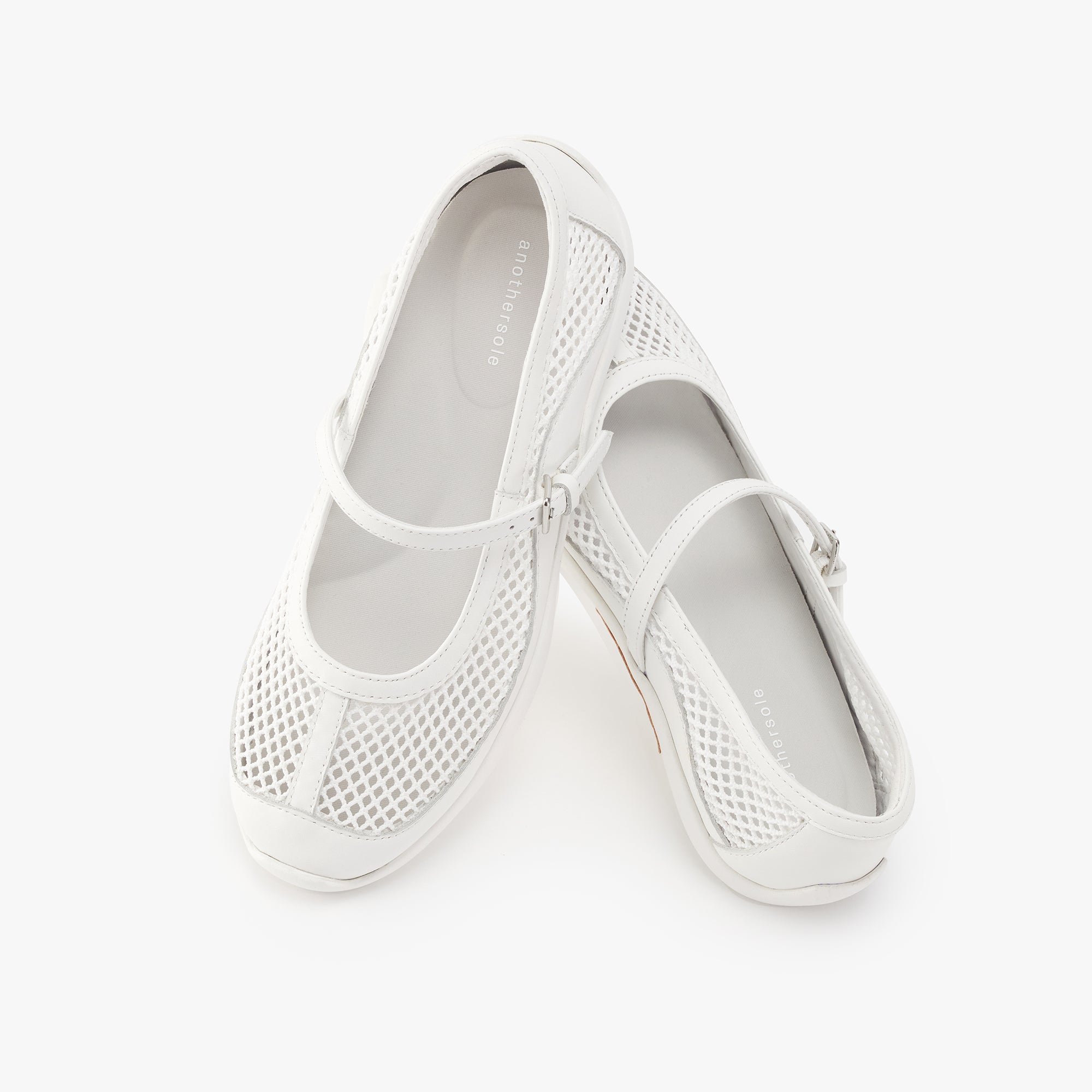 Netta Sneakerina - White