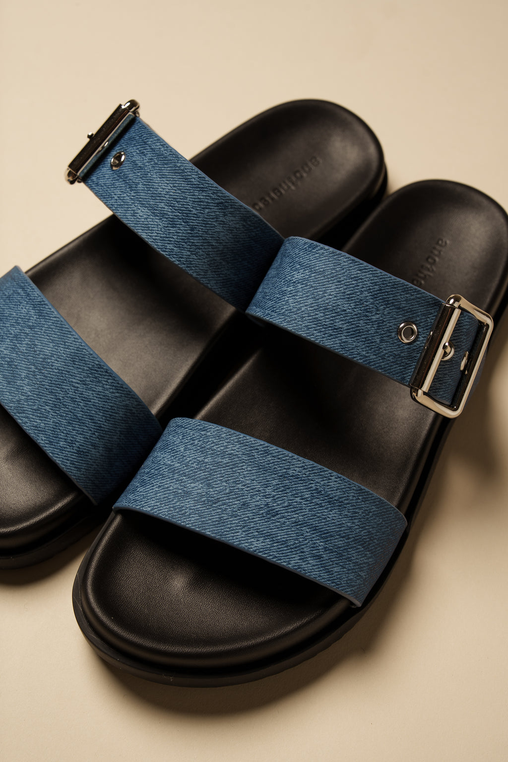 Lazy Marshmallow  - Denim
