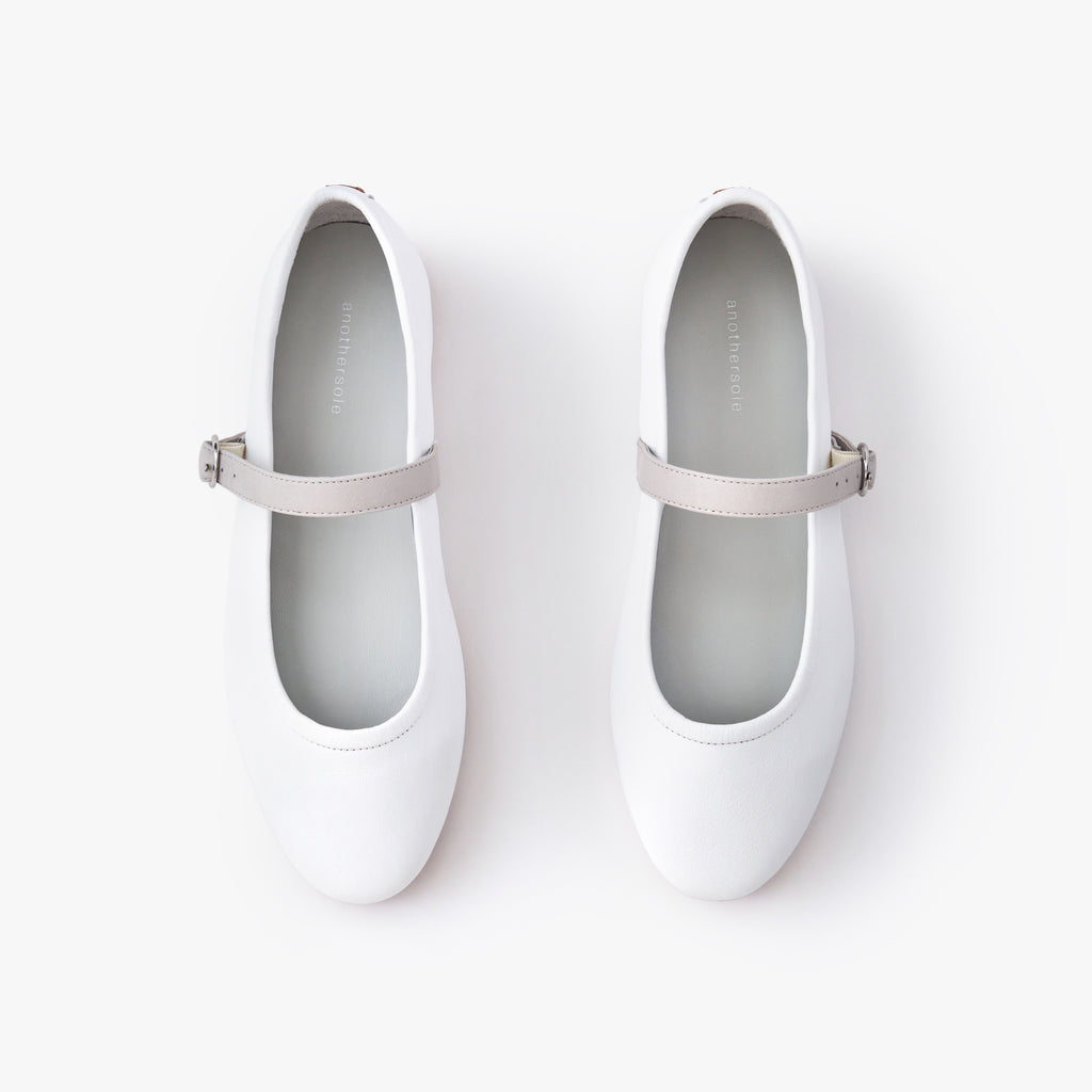 Lea - White