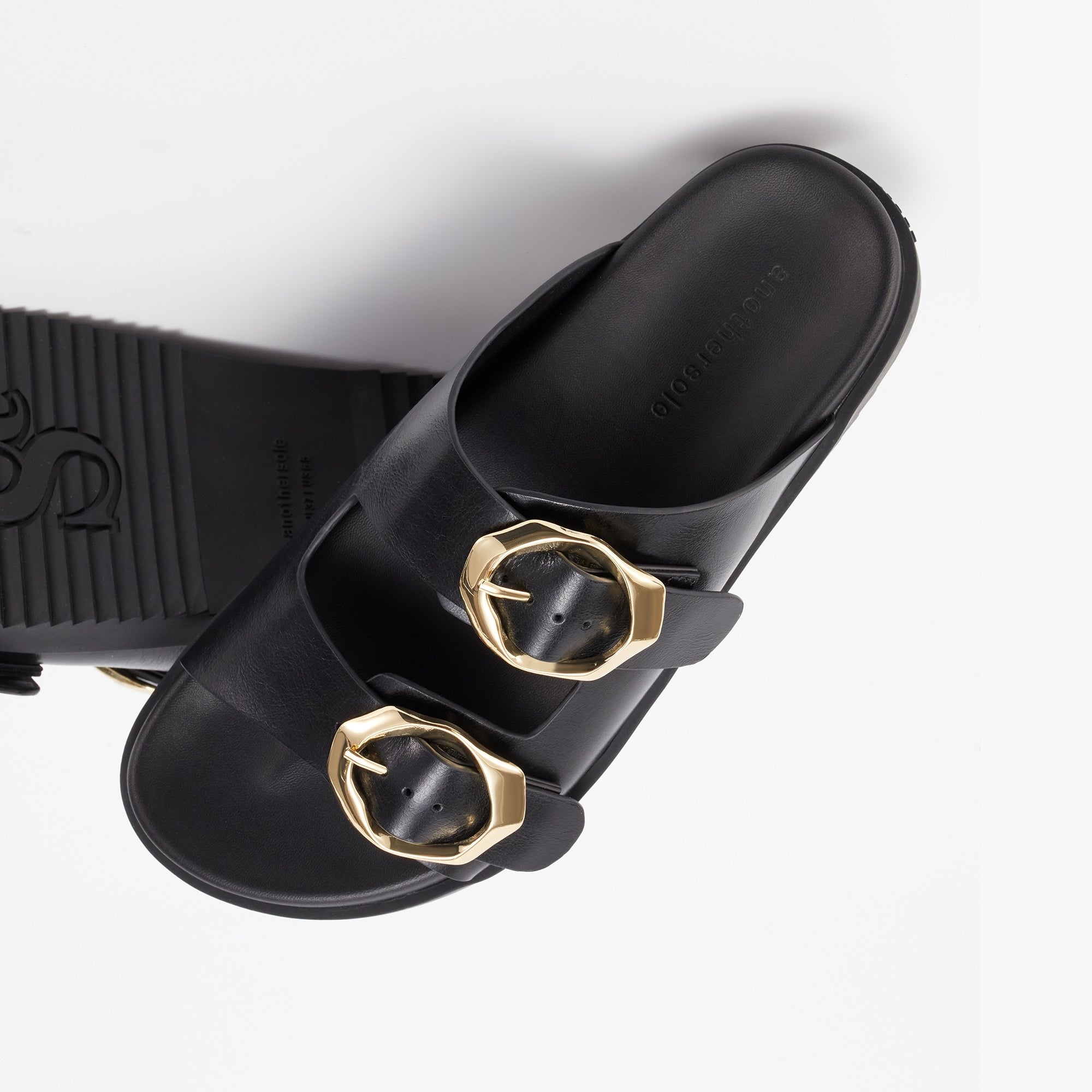 Roma Marshmallow - Black